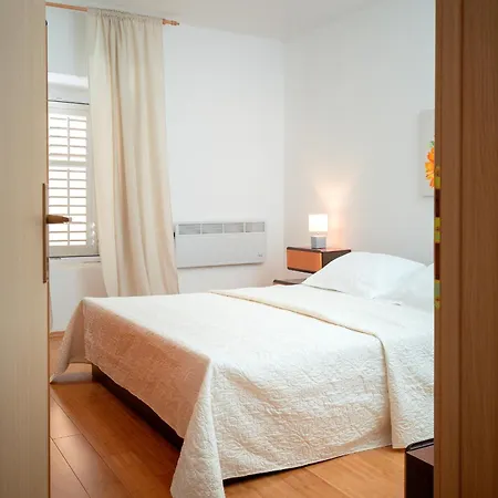 Apartment T&t - Zf Hvar *